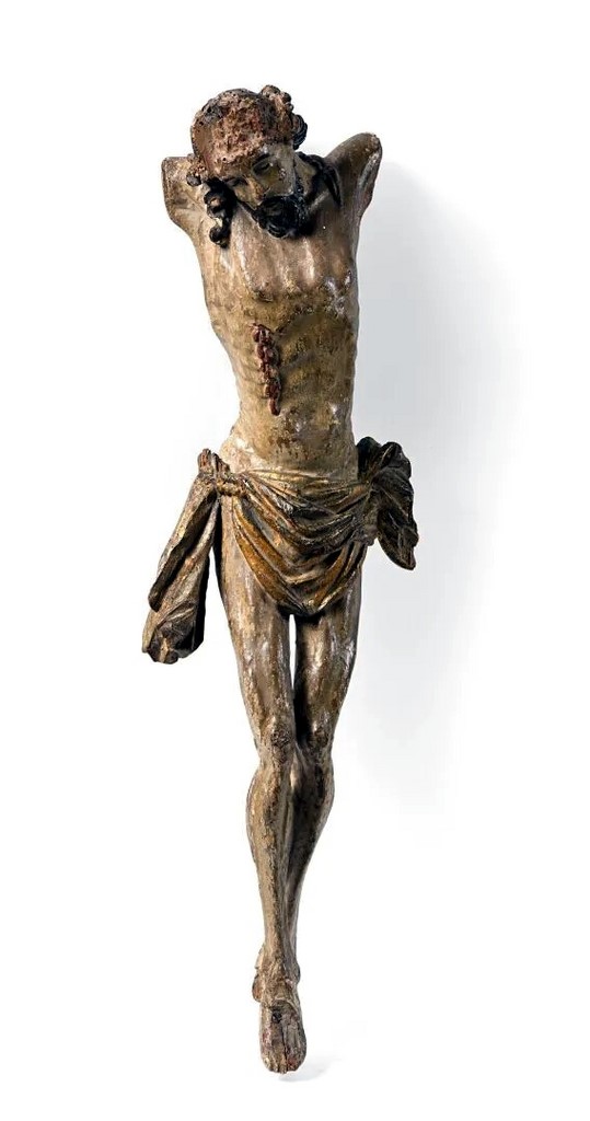 Christ en bois sculpté polychromé et doré Devant