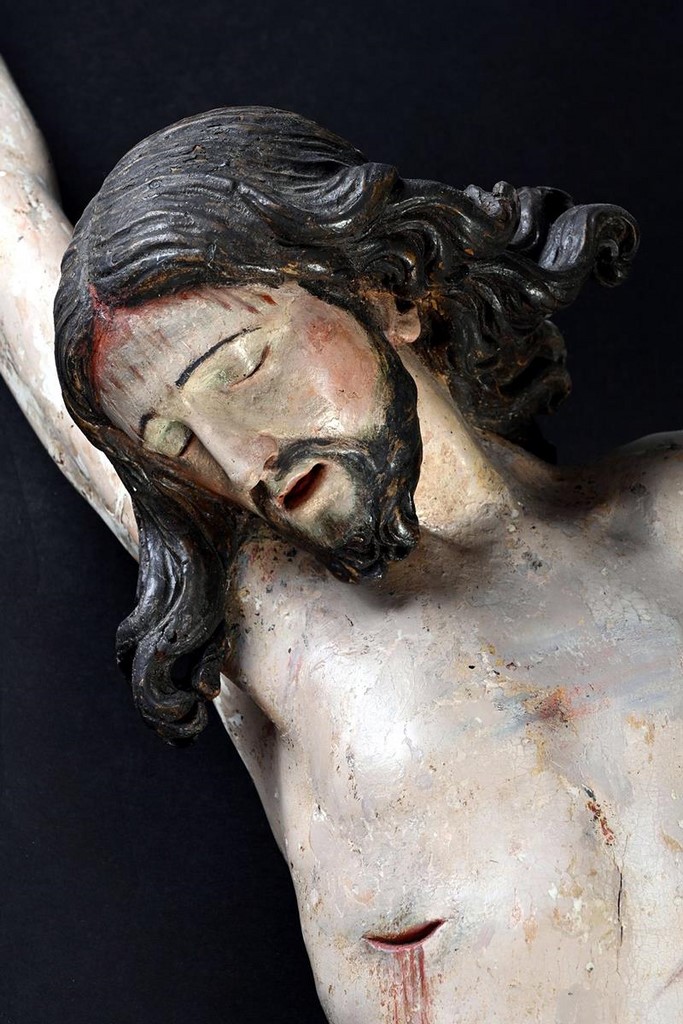 Visage d'un Christ en peuplier sculpté en ronde-bosse et polychromé
