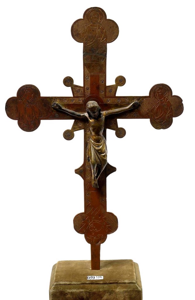 Croix de procession" en cuivre Travail français Epoque: XIIIème