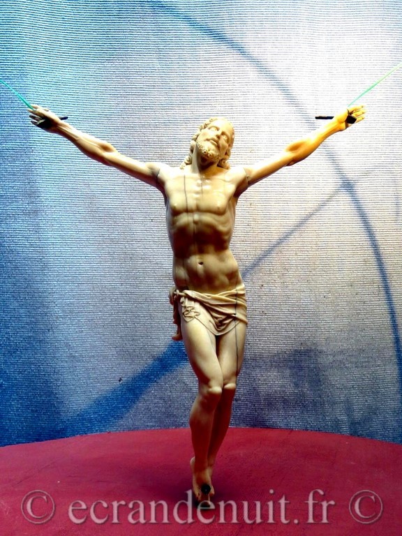 Crucifix En Bronze & Laiton Avec Soleil Rayonnant