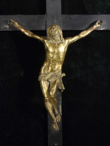 Crucifix avec Christ en bronze ciselé et doré et croix en ébène