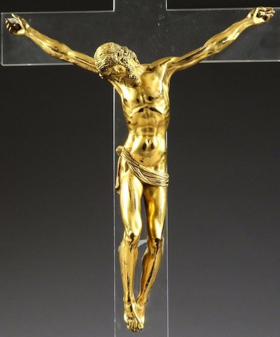 Le Christ crucifié d'après un modèle de Giambologna en bronze doré